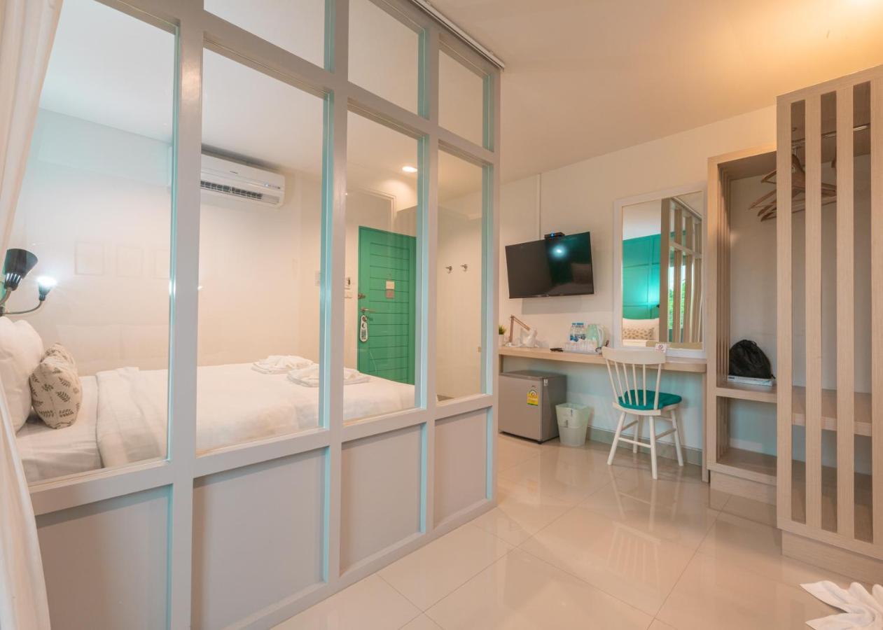 Tiny Krabi Hotel Ban Khlong Chi Lat Exteriör bild